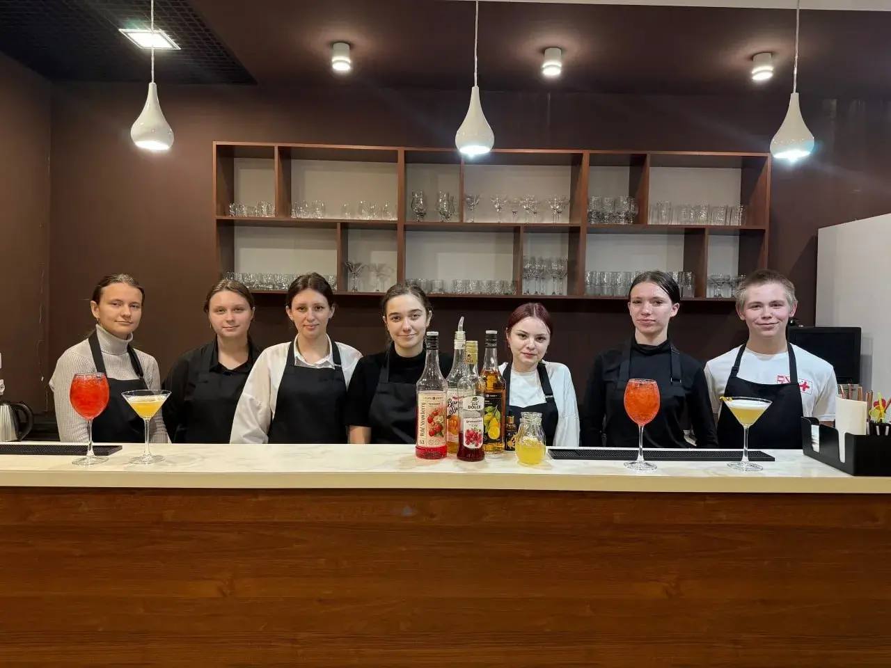 Практические занятия для будущих приготовителей напитков состоялись в пензенском колледже Практические занятия для будущих приготовителей напитков состоялись в пензенском колледже