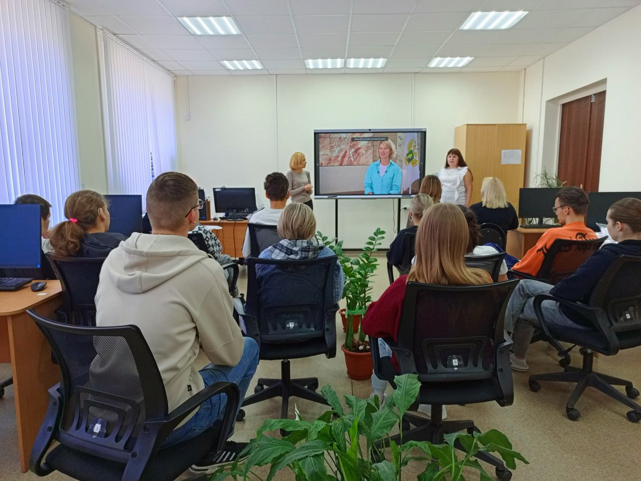 В пензенском колледже "Разговоры о важном" посвятили теме "Путь зерна" В пензенском колледже "Разговоры о важном" посвятили теме "Путь зерна"