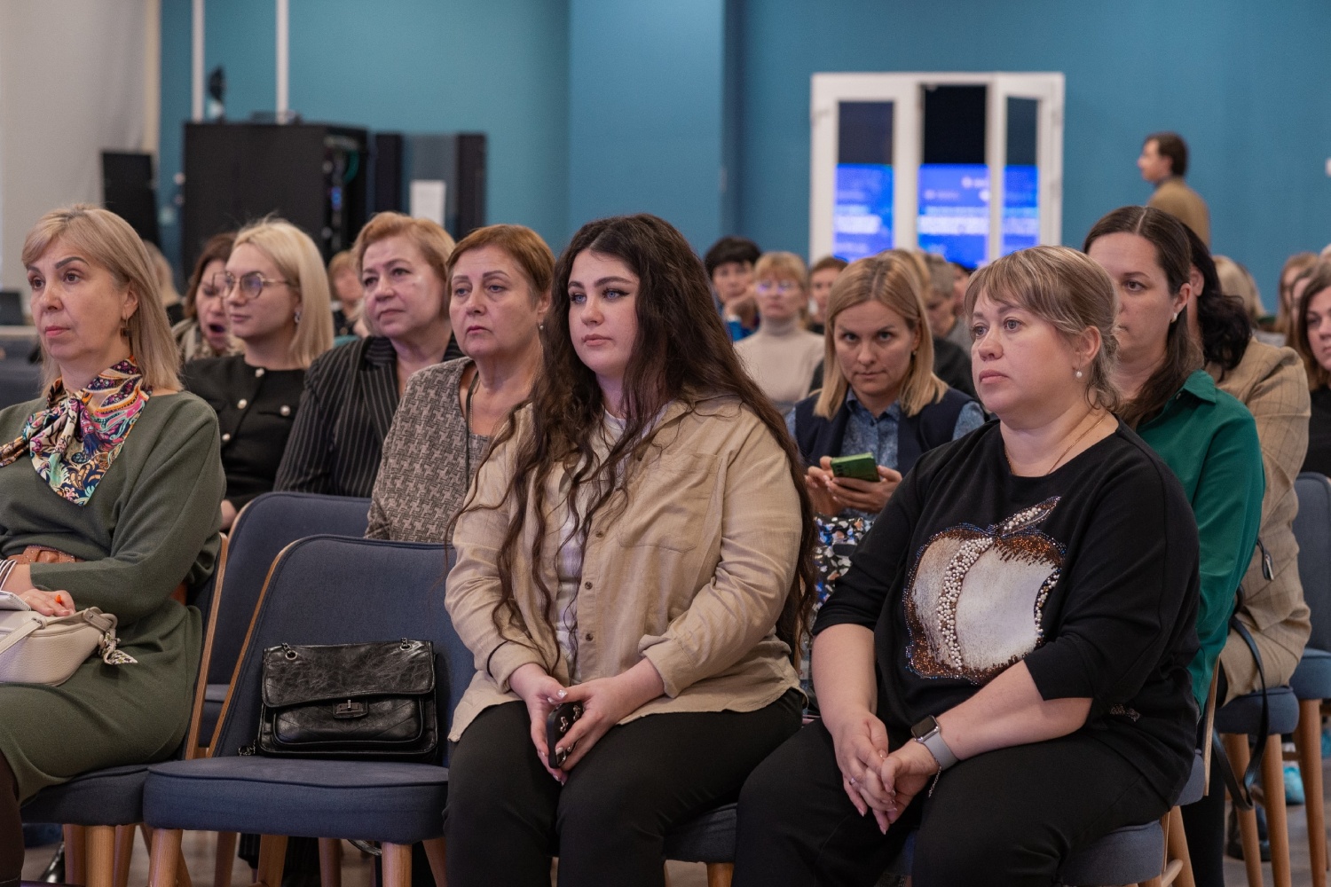 В Пензе рассмотрели вопросы влияния цифрового мира на молодежь В Пензе рассмотрели вопросы влияния цифрового мира на молодежь