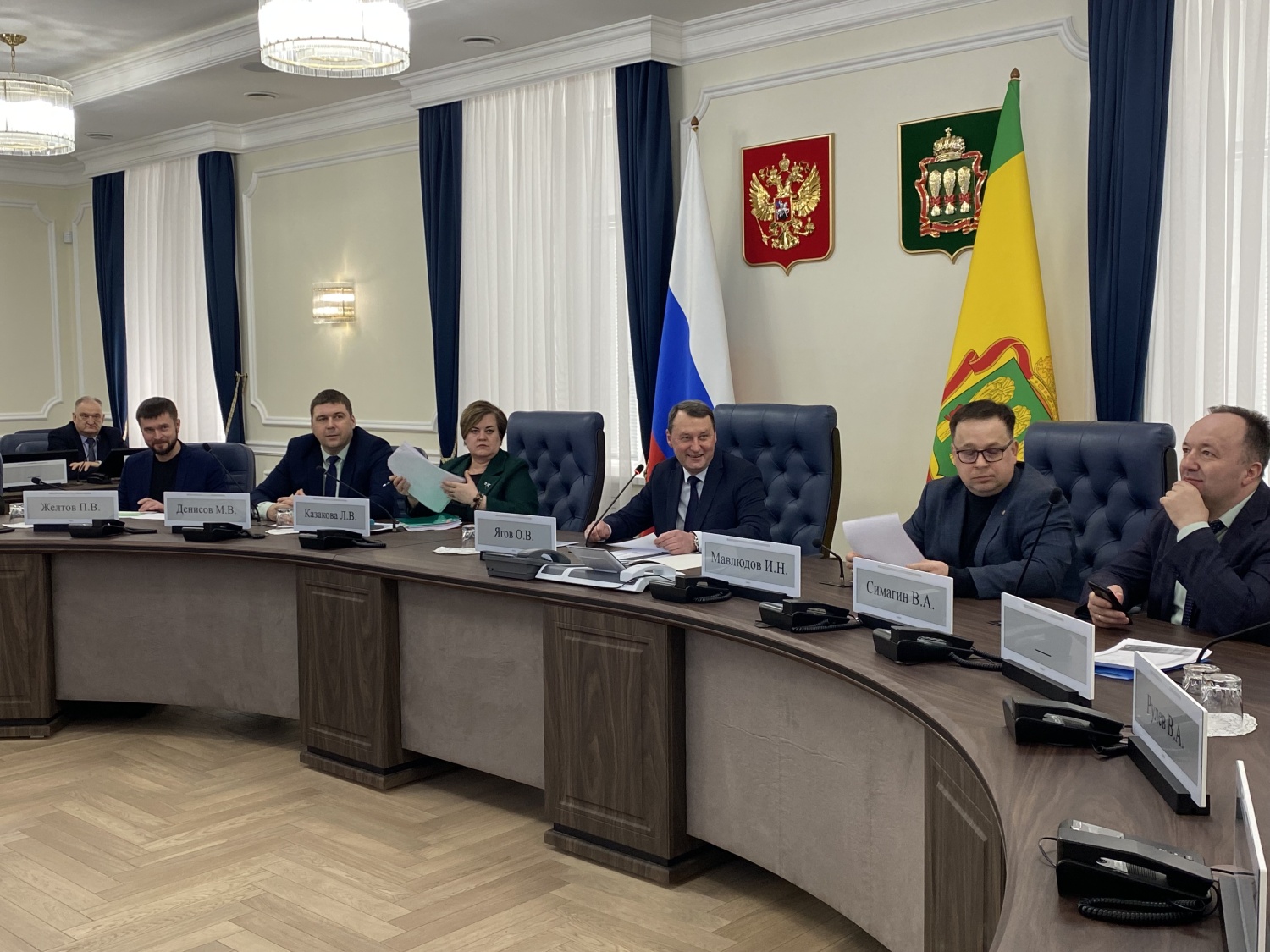 В региональном Правительстве обсудили вопросы реализации социально-значимых проектов В региональном Правительстве обсудили вопросы реализации социально-значимых проектов
