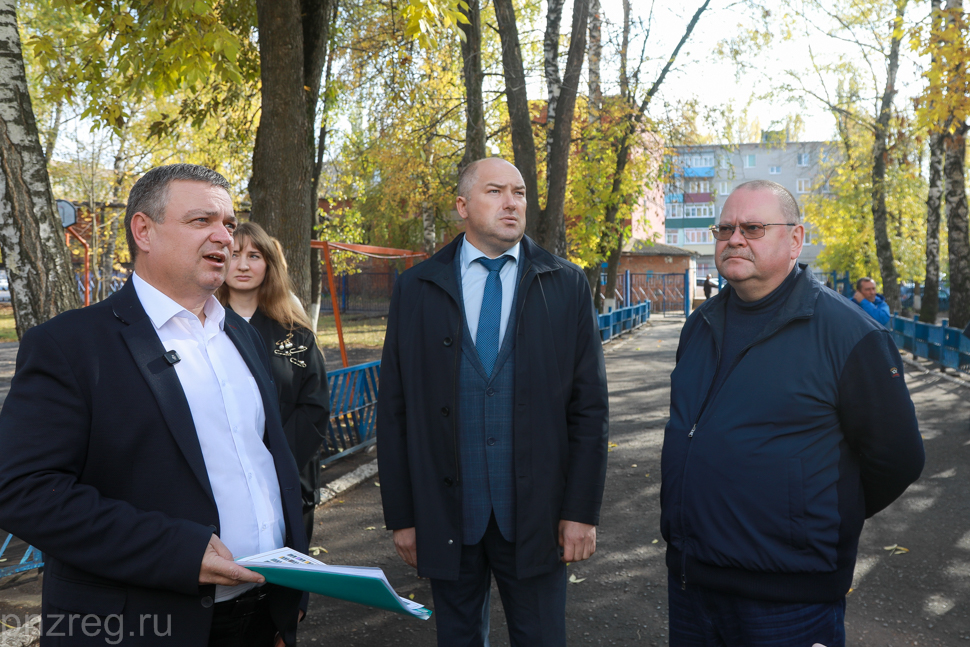 Сердобские школы посетили губернатор Пензенской области и министр образования региона Сердобские школы посетили губернатор Пензенской области и министр образования региона