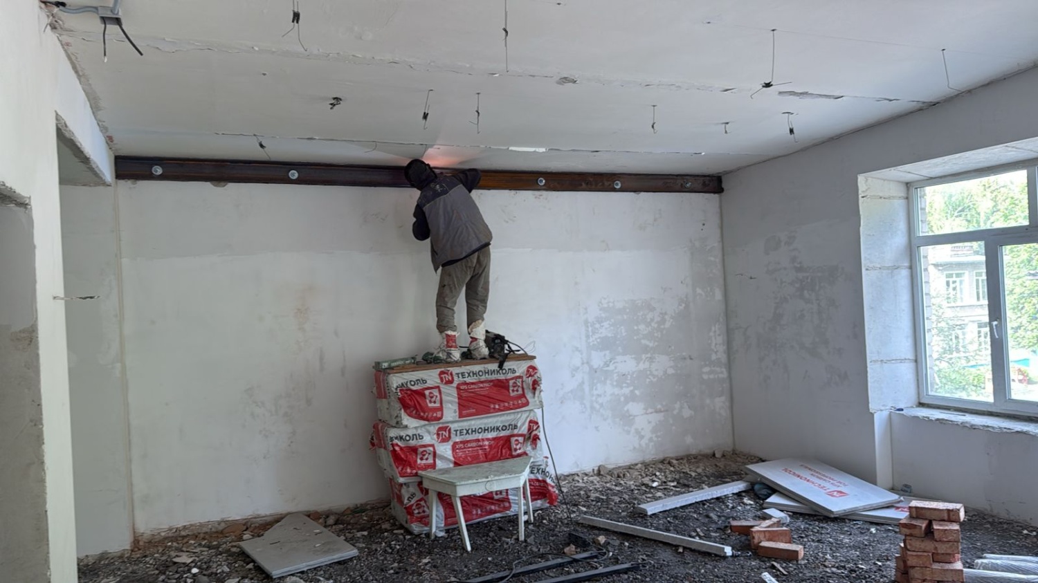 В Пензе приступили к ремонту корпуса №2 детского сада №109 В Пензе приступили к ремонту корпуса №2 детского сада №109
