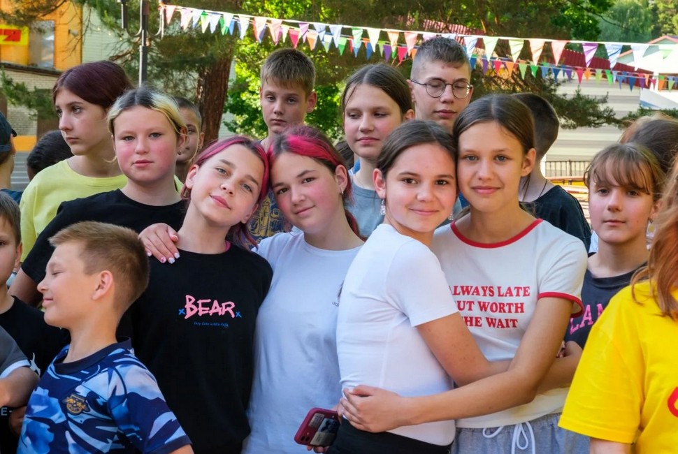 В лагере «Заря» торжественно открыли первую смену «Код единства»