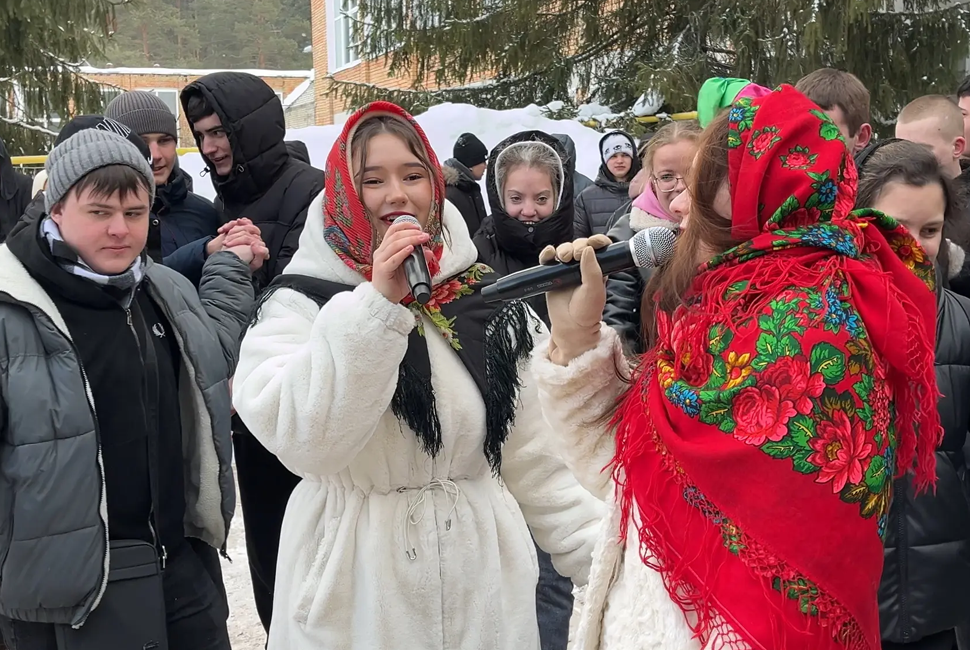   В Пензенском агропромышленном колледже состоялось празднование Масленицы