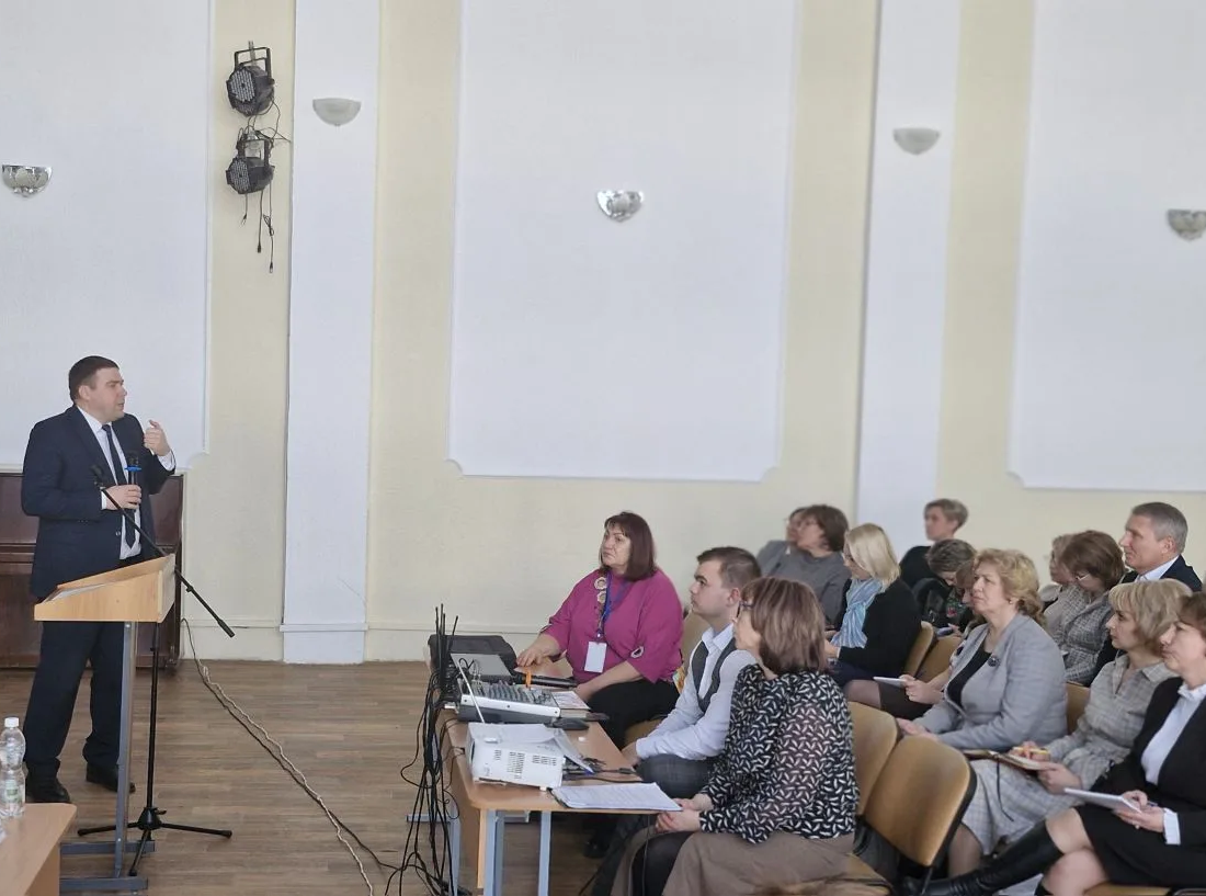В Бессоновском районе состоялось региональное совещание руководителей системы образования В Бессоновском районе состоялось региональное совещание руководителей системы образования