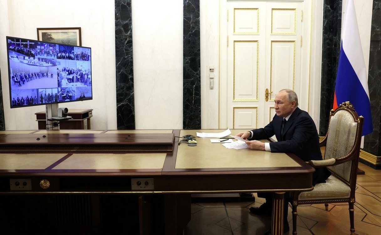 Президент России Владимир Путин дал старт Году педагога и наставника Президент России Владимир Путин дал старт Году педагога и наставника