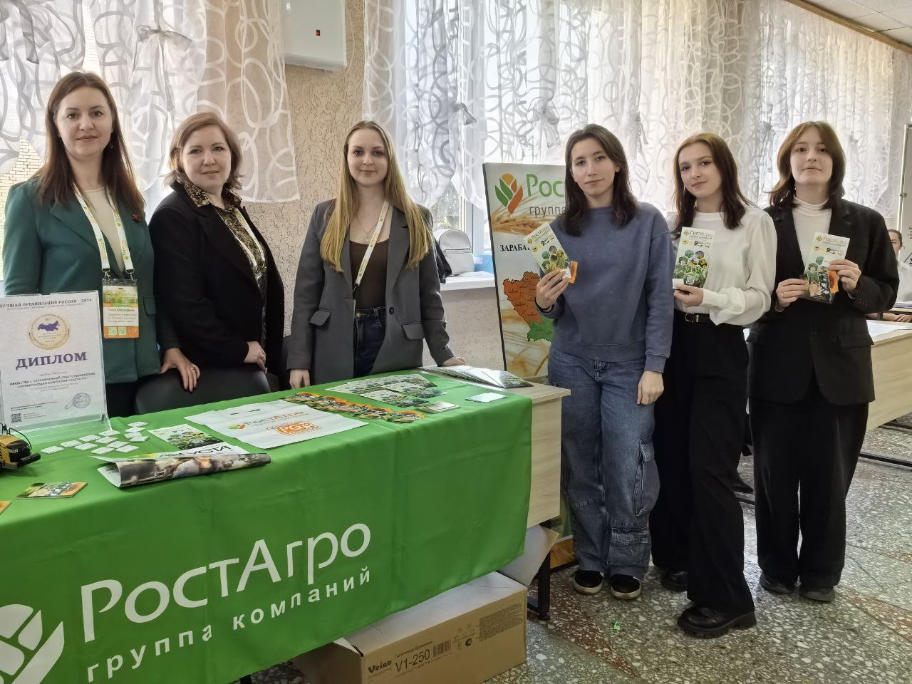 Для студентов пензенского колледжа состоялась ярмарка вакансий