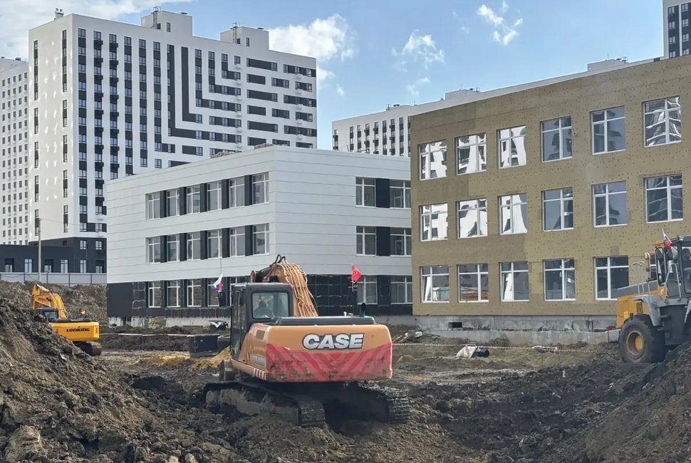 В Пензе проверили ход строительства новой школы в ЖК «Лугометрия» В Пензе проверили ход строительства новой школы в ЖК «Лугометрия»