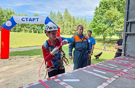 Пензенские команды завоевали новые награды на соревнованиях «Школа безопасности» Пензенские команды завоевали новые награды на соревнованиях «Школа безопасности»