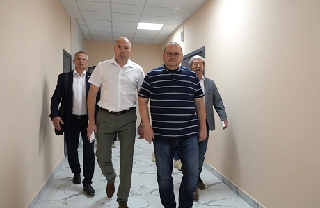 В селе Явлейка Кузнецкого района близится к завершению капремонт школы В селе Явлейка Кузнецкого района близится к завершению капремонт школы