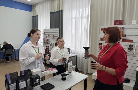 Продавцы-кассиры прошли проверку на прочность в стрессовых ситуациях на региональном этапе чемпионата «Профессионалы» Продавцы-кассиры прошли проверку на прочность в стрессовых ситуациях на региональном этапе чемпионата «Профессионалы»