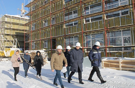 В новой школе села Бессоновка приступают к отделочным работам В новой школе села Бессоновка приступают к отделочным работам