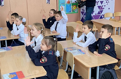 В Сурске капитально отремонтировали школу благодаря нацпроекту
