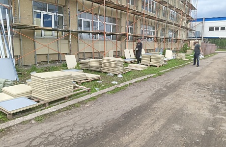 В рабочем поселке Пачелма проводят капитальный ремонт средней школы №1 В рабочем поселке Пачелма проводят капитальный ремонт средней школы №1