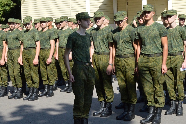 Учебные занятия юнармейцев на военно-патриотических сборах ПФО «Гвардеец»