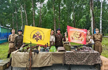 Активисты Каменского отделения РВИО и участники клуба «Наследие» приняли участие в фестивале «Активное долголетие»