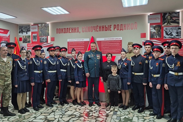 Лариса Казакова провела для кадетов экскурсию в Музее находок 