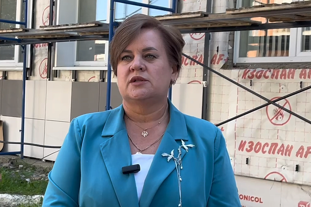 Министр образования региона Лариса Казакова посетила школу №28 Пензы, где идет капитальный ремонт Министр образования региона Лариса Казакова посетила школу №28 Пензы, где идет капитальный ремонт