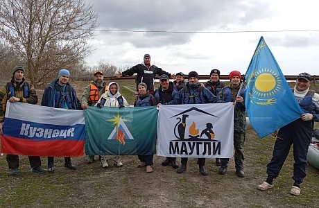 Педагоги области отправились в учебный поход по Хопру