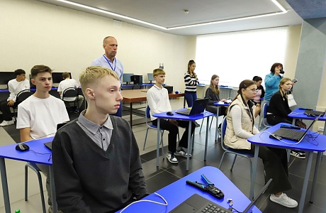 Центр цифрового образования IT-куб открылся в Заречном 