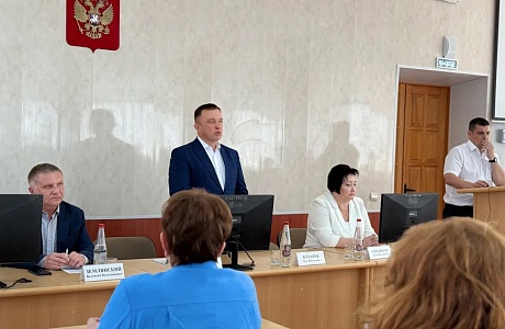 В Пензе обсудили перспективы работы агротехнологических классов В Пензе обсудили перспективы работы агротехнологических классов