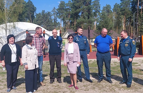 В лагере «Меридиан» прошло совещание по подготовке к Всероссийским соревнованиям «Школа безопасности» В лагере «Меридиан» прошло совещание по подготовке к Всероссийским соревнованиям «Школа безопасности»