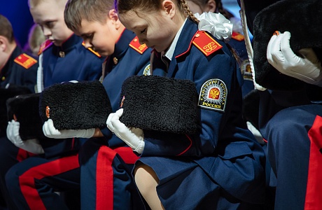 В Пензе кадеты Губернского казачьего генерала Слепцова кадетского корпуса войск правопорядка принесли торжественную клятву