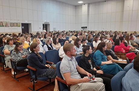 Пензенские учителя обсудили роль классных руководителей в профилактике правонарушений среди несовершеннолетних