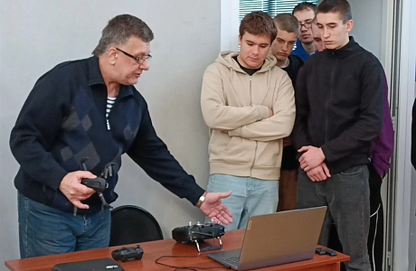 В Пензенском колледже транспортных технологий организовали профориентационные занятия для школьников и студентов В Пензенском колледже транспортных технологий организовали профориентационные занятия для школьников и студентов